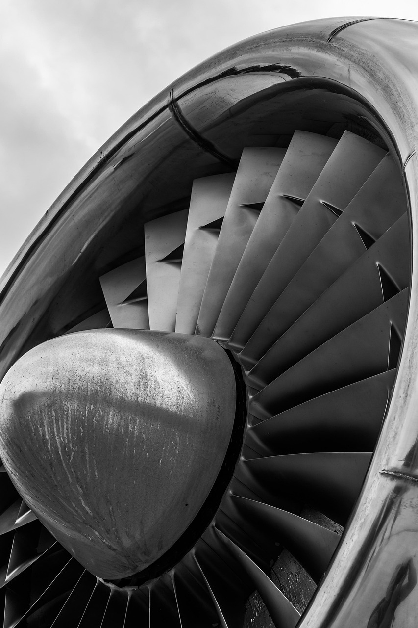 background, texture, detail, technology, turbine, plane, power, beautiful wallpaper, aircraft, template, abstract, propeller, to form, creativity, structure, circle, geometric shape, black-and-white, iphone wallpaper